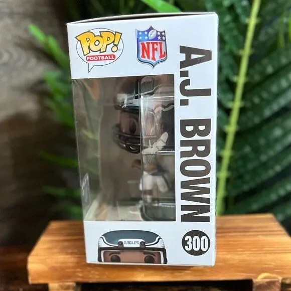 Funko Pop! NFL Philadelphia Eagles A.J. Brown #300 Vinyl Figure. New in box! - Picture 7 of 10
